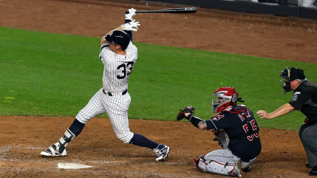 bird-hr-swing.jpg